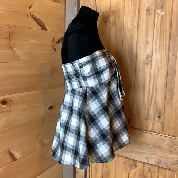 Listicle black & white plaid strapless top Size Medium - Picture 2 of 11